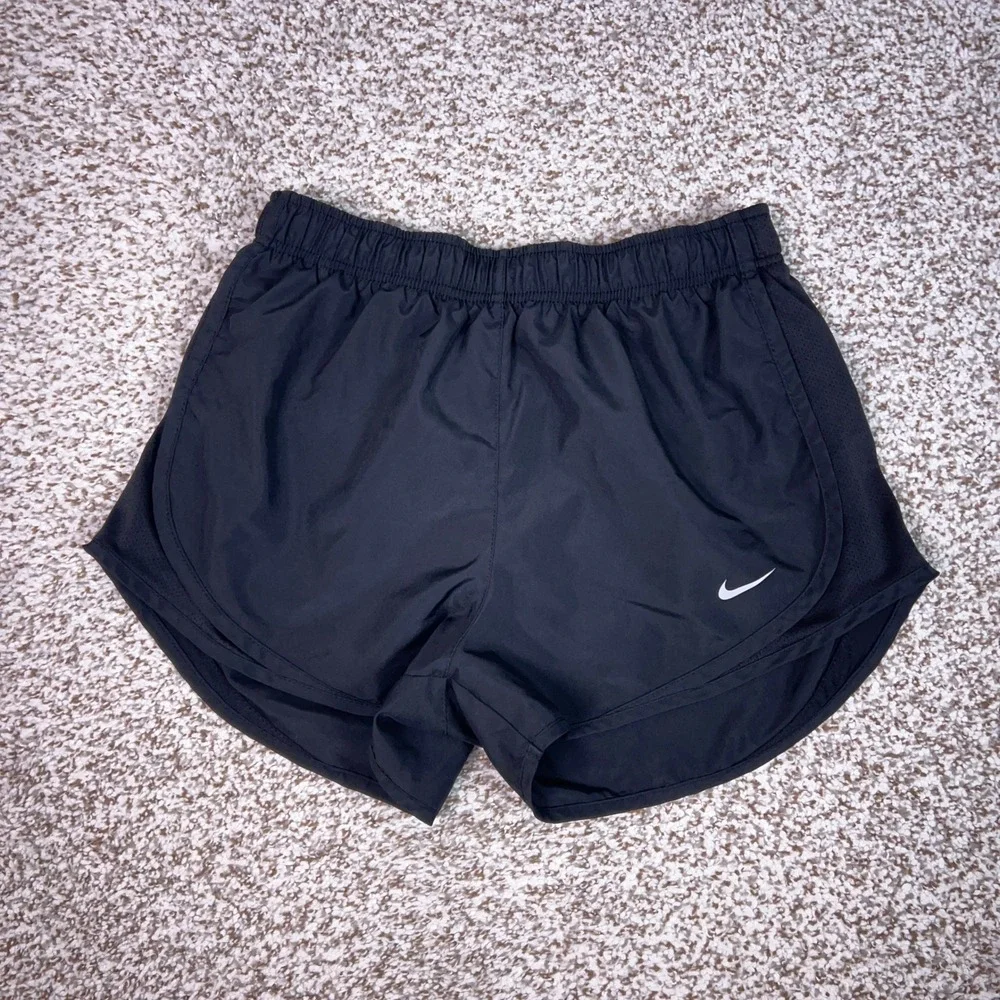 Nike Shorts Women Size S Black Dri-FIT Running Activewear Lined Athletic Tempo